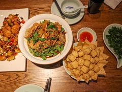 -金牌老碗时尚陕菜(王府井百货店)