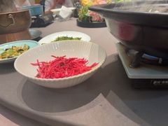 -香山湖家家宴(中山陵店)