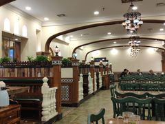 大堂-清真·玛丽亚新疆菜主题餐厅(浙江中路店)