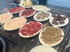 -一鼎牛鲜活牛肉城(晋江海峡国际食品城店)