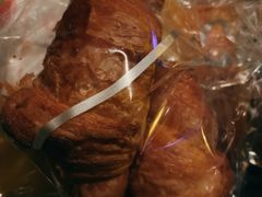 -万利隆·活力烘焙(人民路店)