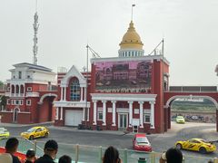 -泰达航母主题公园