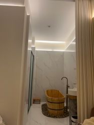 -苑苑vbeauty科技美容SPA