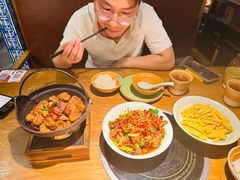 -吃饭皇帝大(长宁龙之梦店)