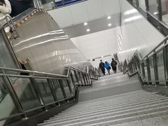 -白石桥南(地铁站)