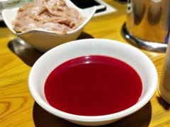 -何氏串串香火锅(翠亨店)