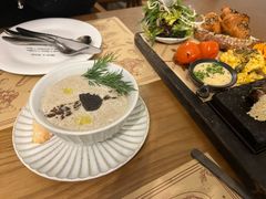 -Mark&Mars Restaurant
