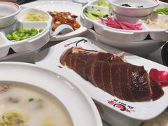 -大碗居·烤鸭·鱼头泡饼(天坛东门店)