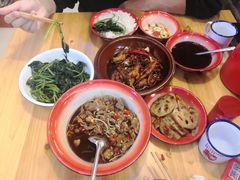 -老三样·美食研究中心(世贸路店)