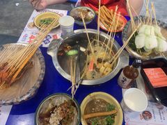 -马路边边串串香(苗栗路店)