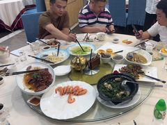 -方鼎食府