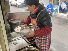 -无名氏宵夜小摊(祝家三姐妹馄饨店)