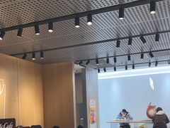-麦当劳(徐汇漕溪北路百脑汇店)