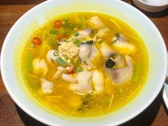 酸汤鱼-前海沿·青岛菜(大拇指广场石老人店)