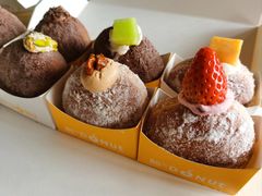 -85度C(生甜甜圈研究工坊·上海松江人民北路店)