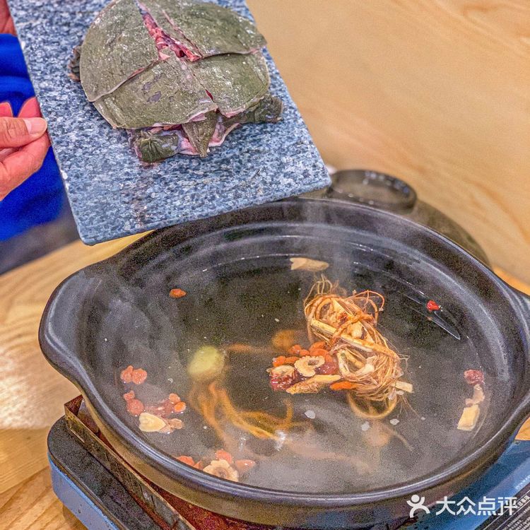 0元探店|甲鱼🐢鸡子🐔牛鞭🐮生蚝🦪吃完顶呱呱