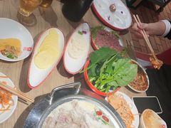 -彤德莱火锅(果园路店)