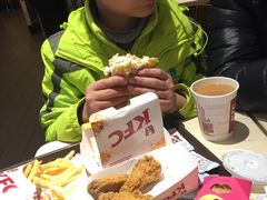 -肯德基(盘龙奥莱店)
