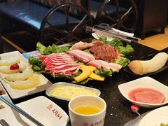 -木槿花韩式炭烤·熟成肉工坊(孙文东路店)