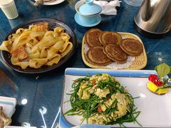 -三江源美食城
