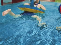 -涨巢·潮玩水疗局