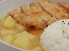 咖喱猪排饭-About Bistro關於·泰式家庭料理