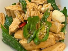 -丁里羊肉小镇(天鹅湖总店)