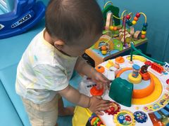 -小小王国亲子游泳俱乐部(锦辉中心)