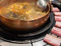 -阿山卓·野生菌火锅·纳西火塘烤肉