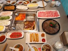 -海底捞火锅(新松江路生日主题店)