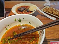 -湘人龙记老长沙米粉(鸟巢店)