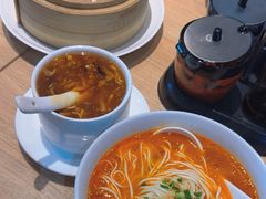 -翡翠拉面小笼包Crystal Jade(上海浦东国际机场T1店)
