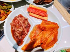 -绿岛港轩海鲜烤肉涮锅自助餐厅