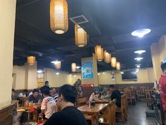 大堂-东镇老火锅(长春路首店)