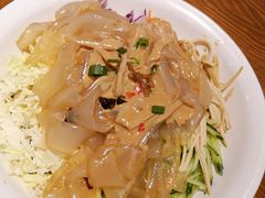 -赶海部落海鲜城(海阳路店)