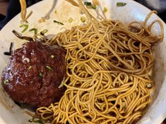 红烧狮子头-谷沙屋面铺