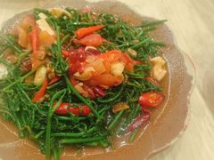 -沐毫傣泐云南菜孔雀宴•手抓饭傣味烧烤(曼听公园店)