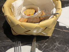 -LESCEDARS Brasserie Bistro香柏树