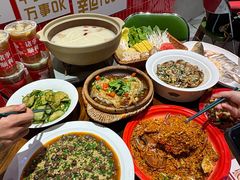 -黄弟大排档·湖南菜·小龙虾·小海鲜(凯旋北路店)