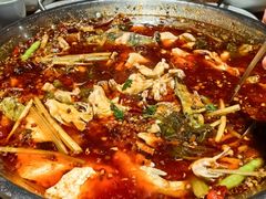 -小饕荟雅安贡椒鱼鲜馆(广福桥店)