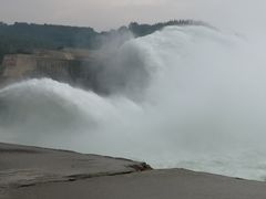 -黄河小浪底水利枢纽风景区