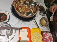 -菌小白·野生菌火锅(时尚天河店)