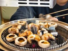 -围炉肉舍•炭烤活鳗•丹东海鲜烤肉(步行街店)