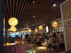 大堂-俭朴菜(鲁磨路店)