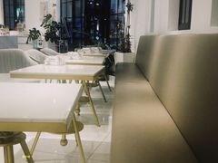 -Fridi Patisserie Cafe