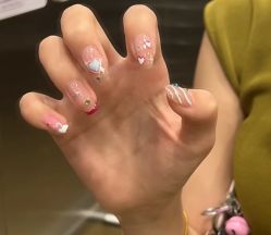 -H12 STAR日式美甲美睫专门店