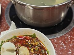 -四囍码头海鲜烧烤自助火锅(外滩南京东路悦荟广场店)
