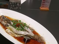 -忆江南·临江鱼馆