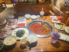 -城墙拐拐火锅(三峡广场黑金冠店)