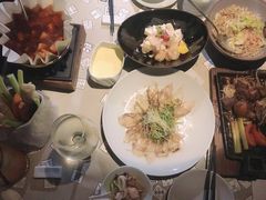 -穹六人间 people 6(岳阳路店)